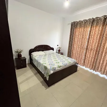 Vacanze Vicino Tirana 아파트 *