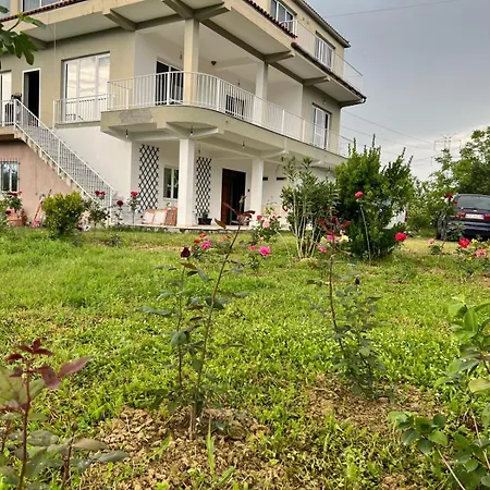 Apartment Vacanze Vicino Tirana *