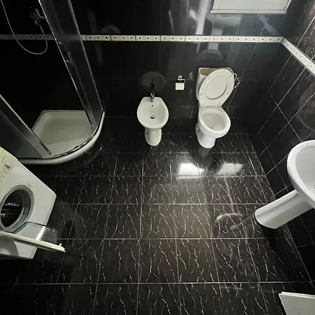 Vacanze Vicino Tirana Apartment *